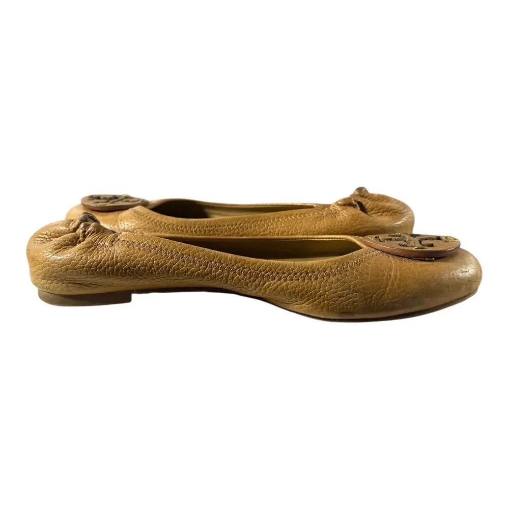 Tory Burch Reva Ballet Flats Brown 8 M Camel Leather Logo Medallion Elastic Back